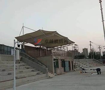    麗江膜結(jié)構舞臺【云南大學旅游文化學院舞臺】設計施工案例