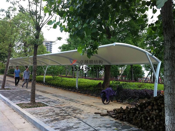 阜南膜結(jié)構停車棚【雨棚遮陽棚生產(chǎn)安裝】