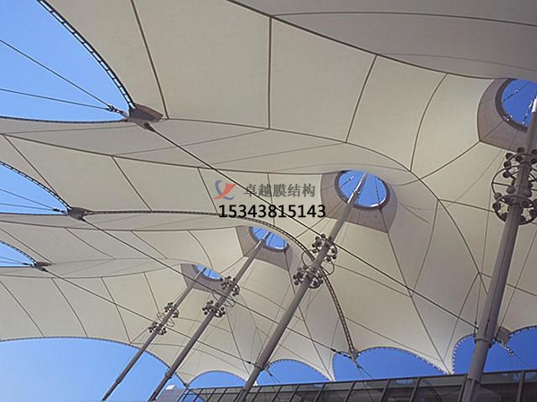 膜結(jié)構(gòu)多少錢一平方？