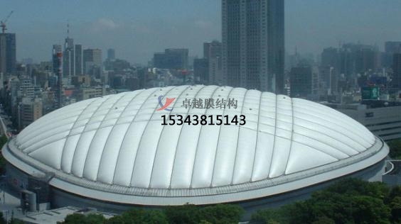 在“大棚”里，你甚至可以打網(wǎng)球