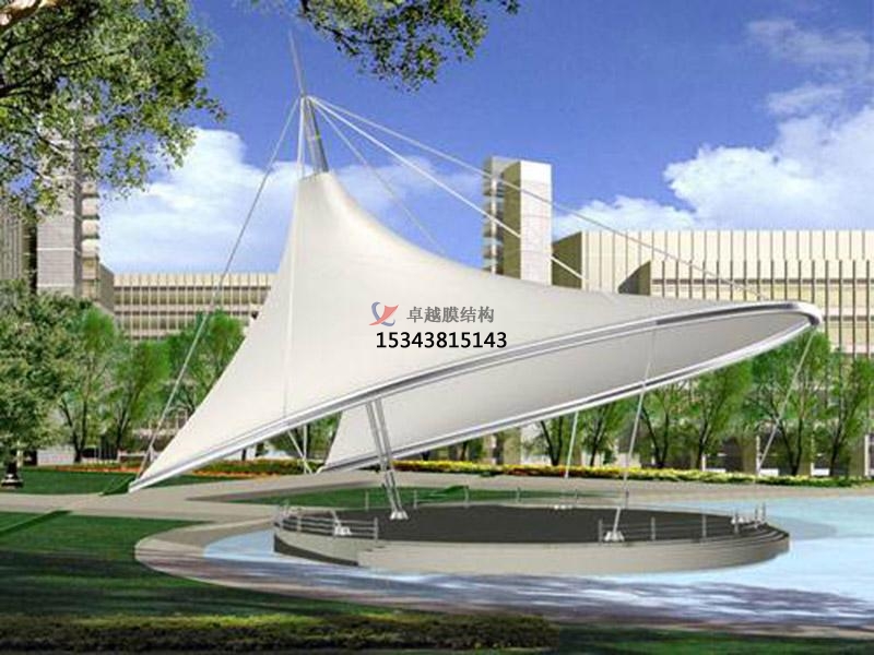 選擇PVDF膜材時需要考慮哪些因素？