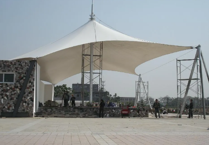 不看不知道，膜結(jié)構(gòu)車棚的好處這么多