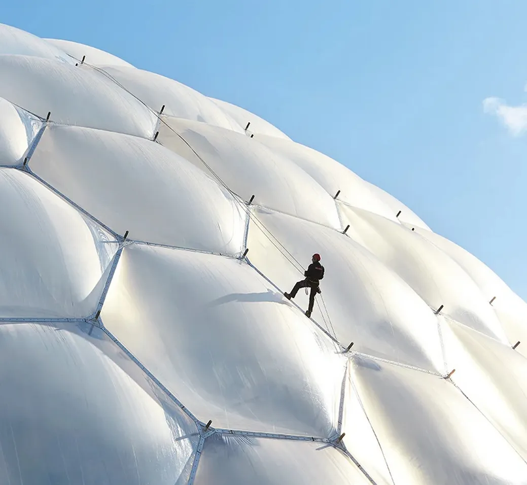 怎么做ETFE膜結(jié)構(gòu)建筑才省錢？